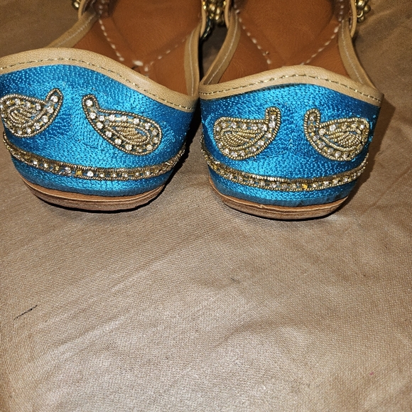 Gretchen Scott Jingle Jangle Shoes Women's 36, or 5.5. Good for costumes - Picture 8 of 8